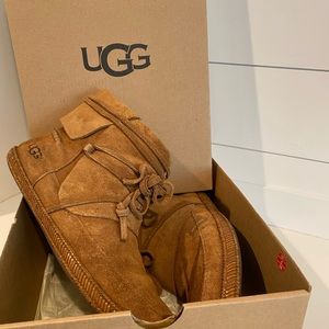 Ugg Reid Ankle Booties Size 10 Cognac color like new